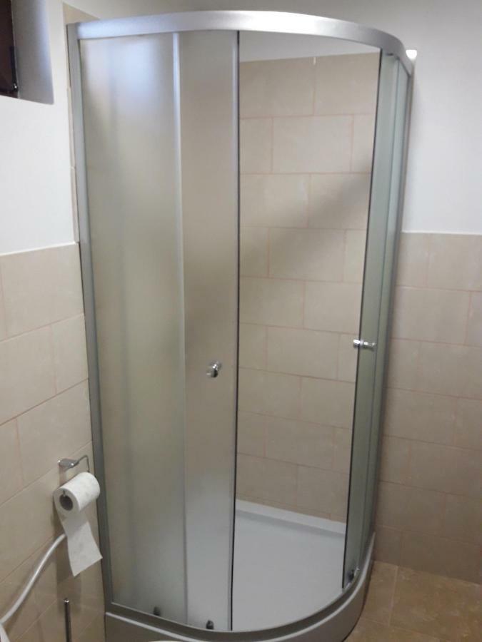 אורוויצה Oravitza Inn מראה חיצוני תמונה