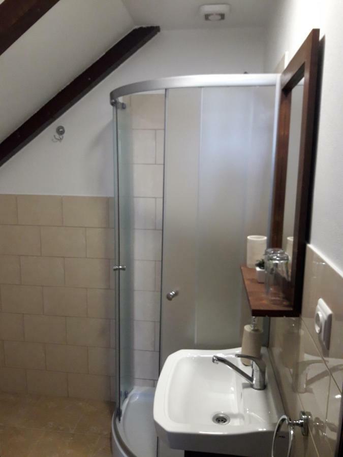 אורוויצה Oravitza Inn מראה חיצוני תמונה