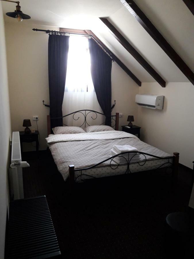 אורוויצה Oravitza Inn מראה חיצוני תמונה